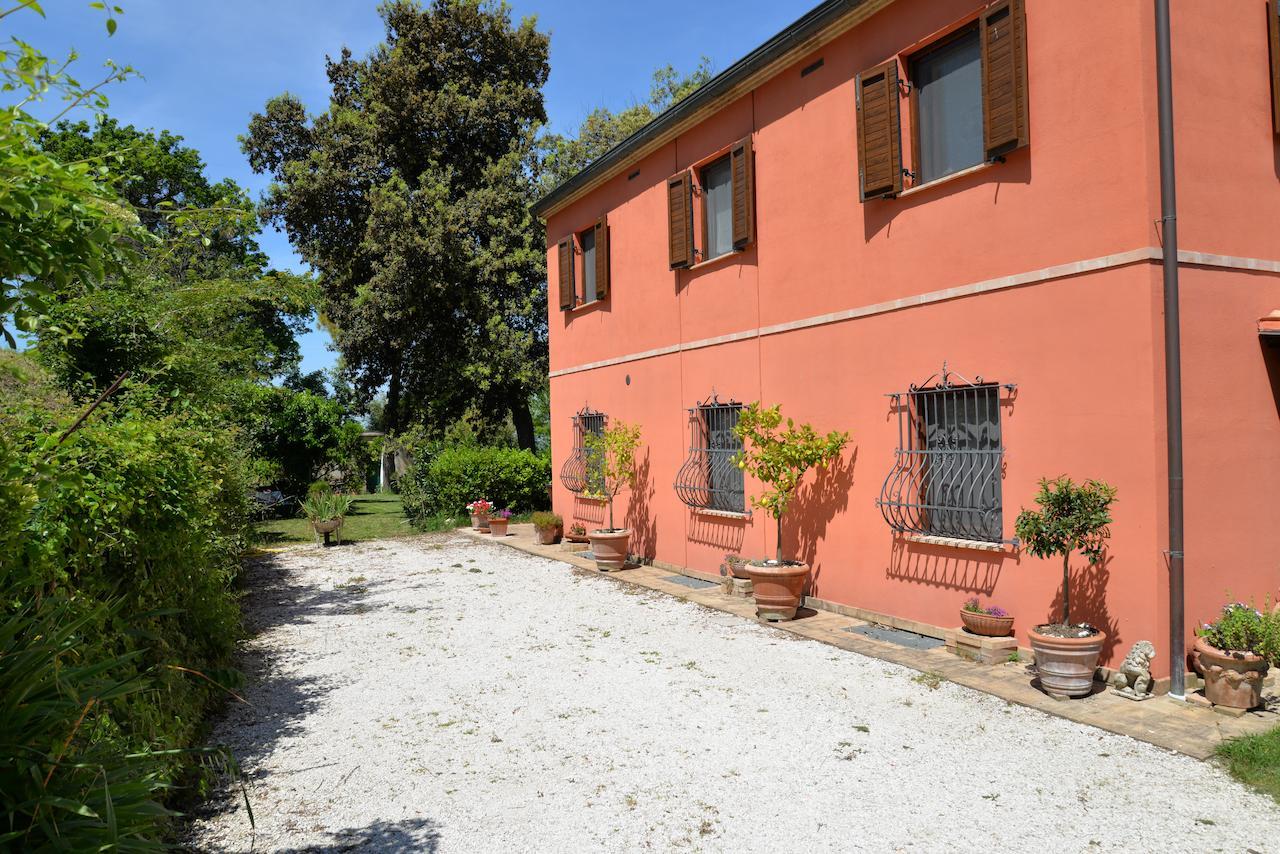 B&B Punto Magico Offagna Bagian luar foto