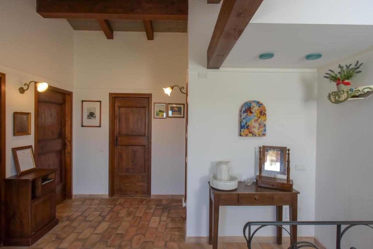 B&B Punto Magico Offagna Bagian luar foto